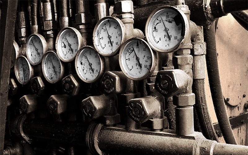 氧气管线安装及清洗摘要